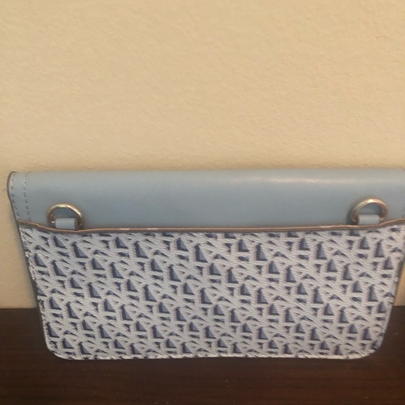 Anne Klein - Picture 8 of 10